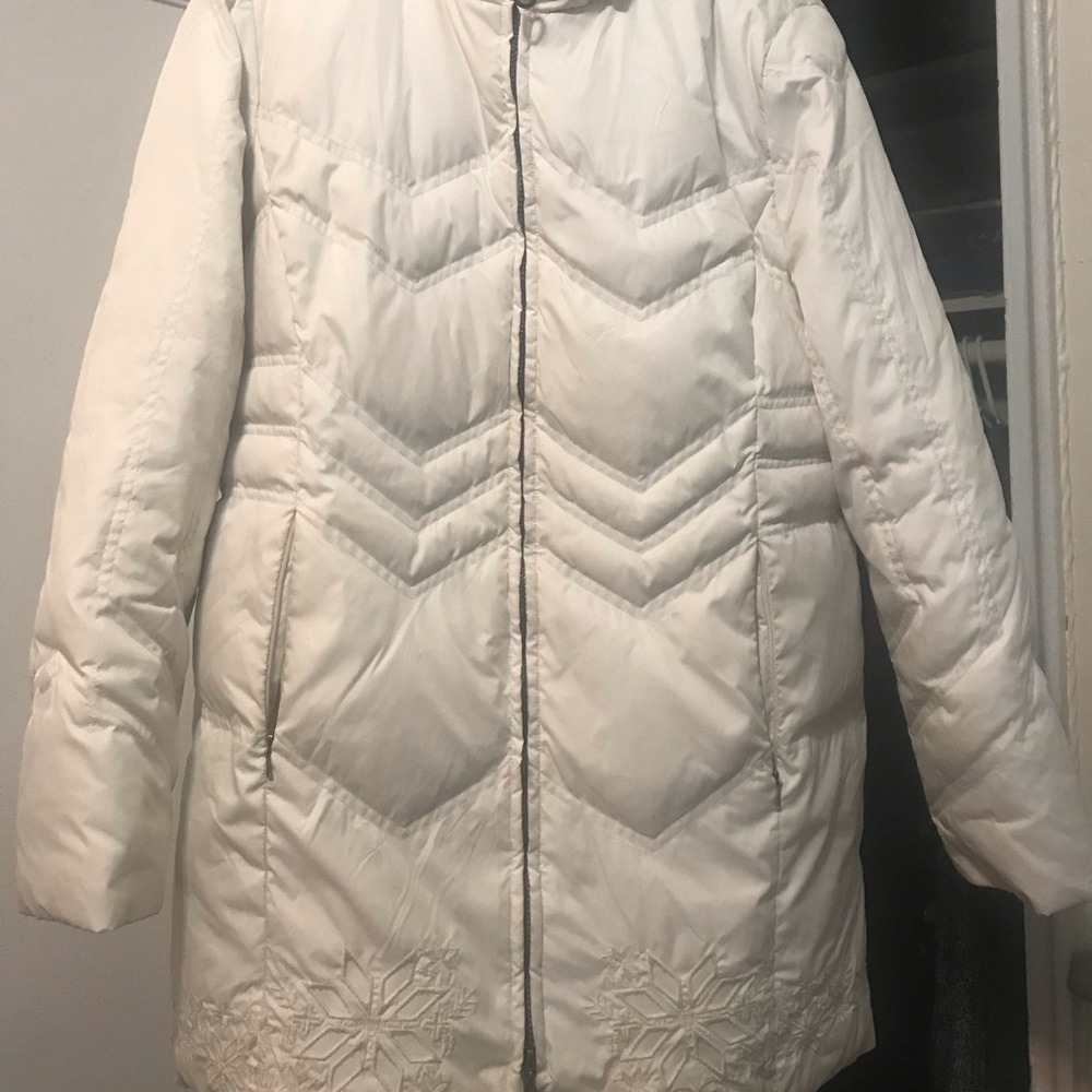 White Esprit Large Winter Jacket (Above knee)
